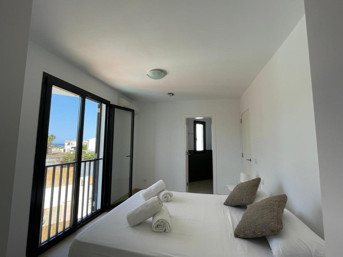 Villas Son Blanc Sa Caleta Exterior photo